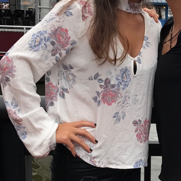 White flowy dinner shirt - Picture 1 of 1